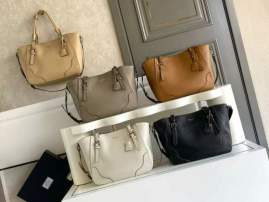 Picture of Prada Handbags _SKUfw225970098fw